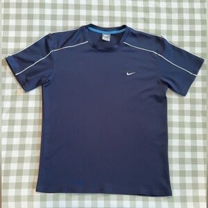 Nike t-shirt